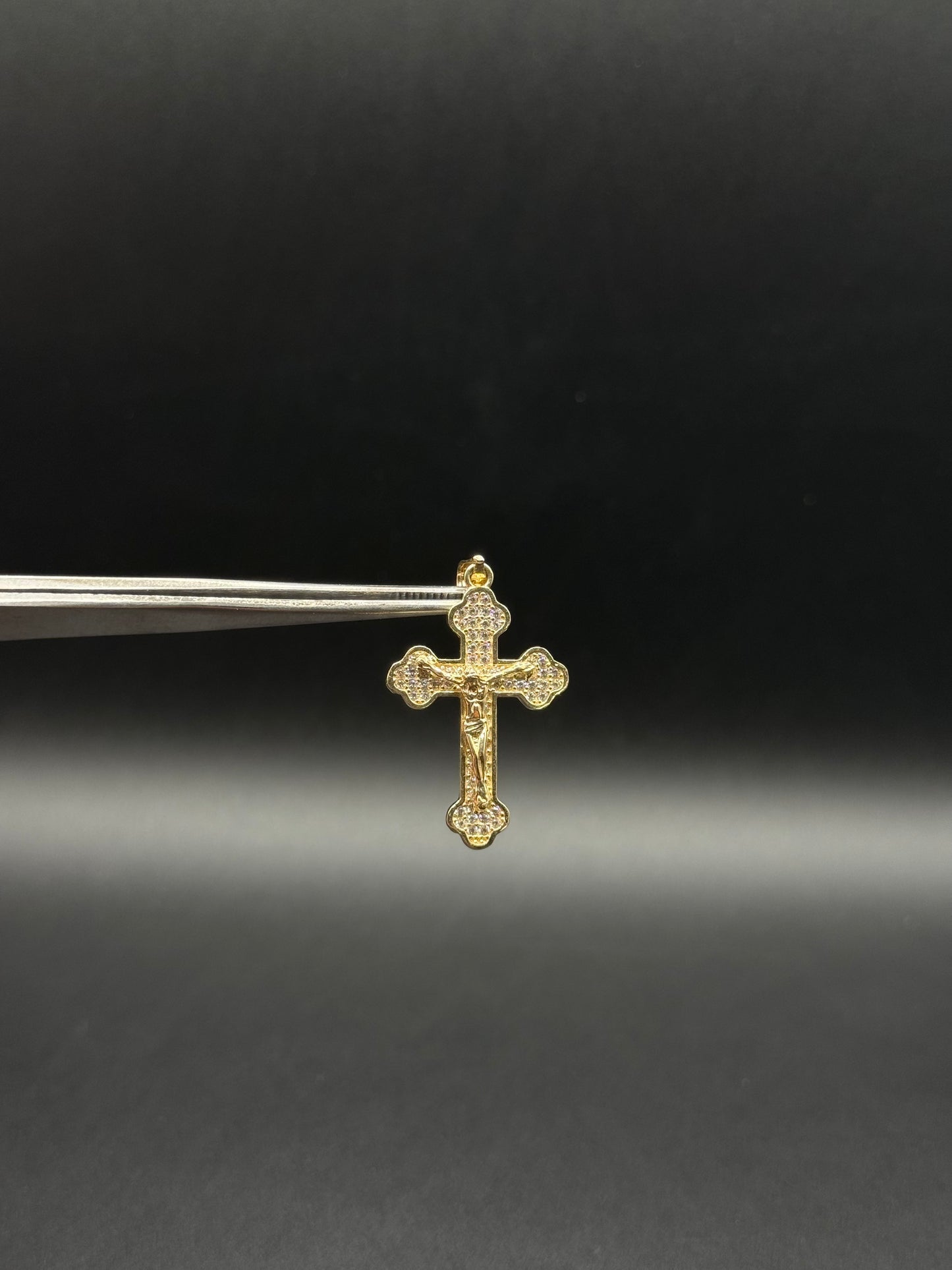 10k Gold cross pendant